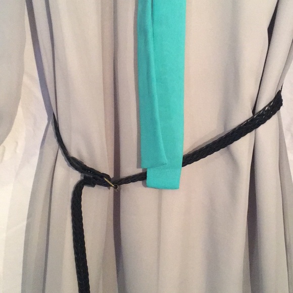 Lavender Dress with Teal accent - Picture 5 of 7